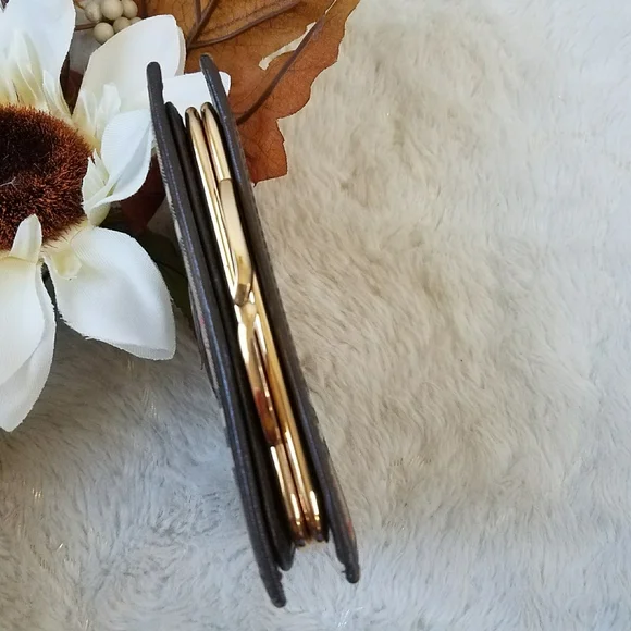 Burberrys Nova Check Plaid Small Leather Wallet - Picture 4 of 12